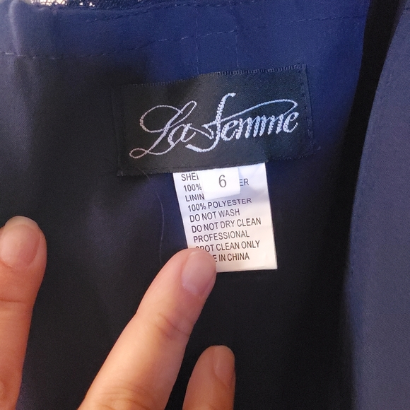 La femme NWT Gathered Mermaid Satin Gown size 6 - Picture 3 of 8